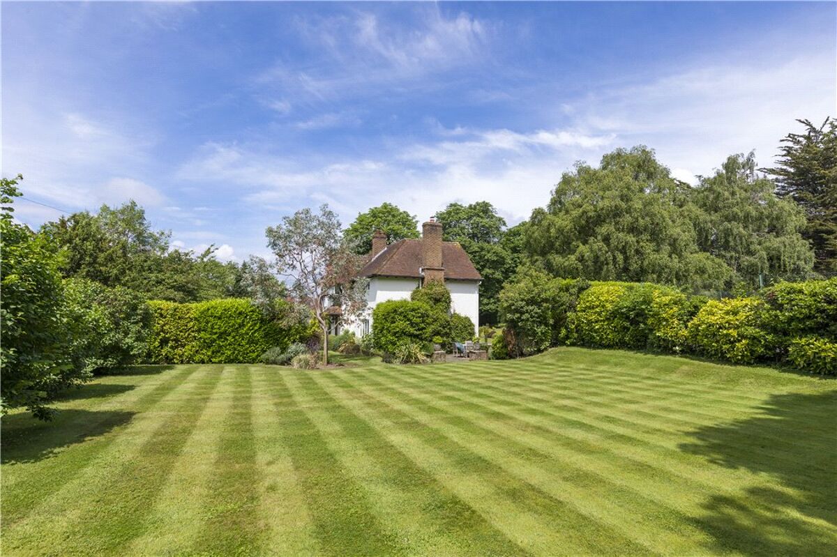 house for sale in Wix Hill, West Horsley, Leatherhead, Surrey, KT24