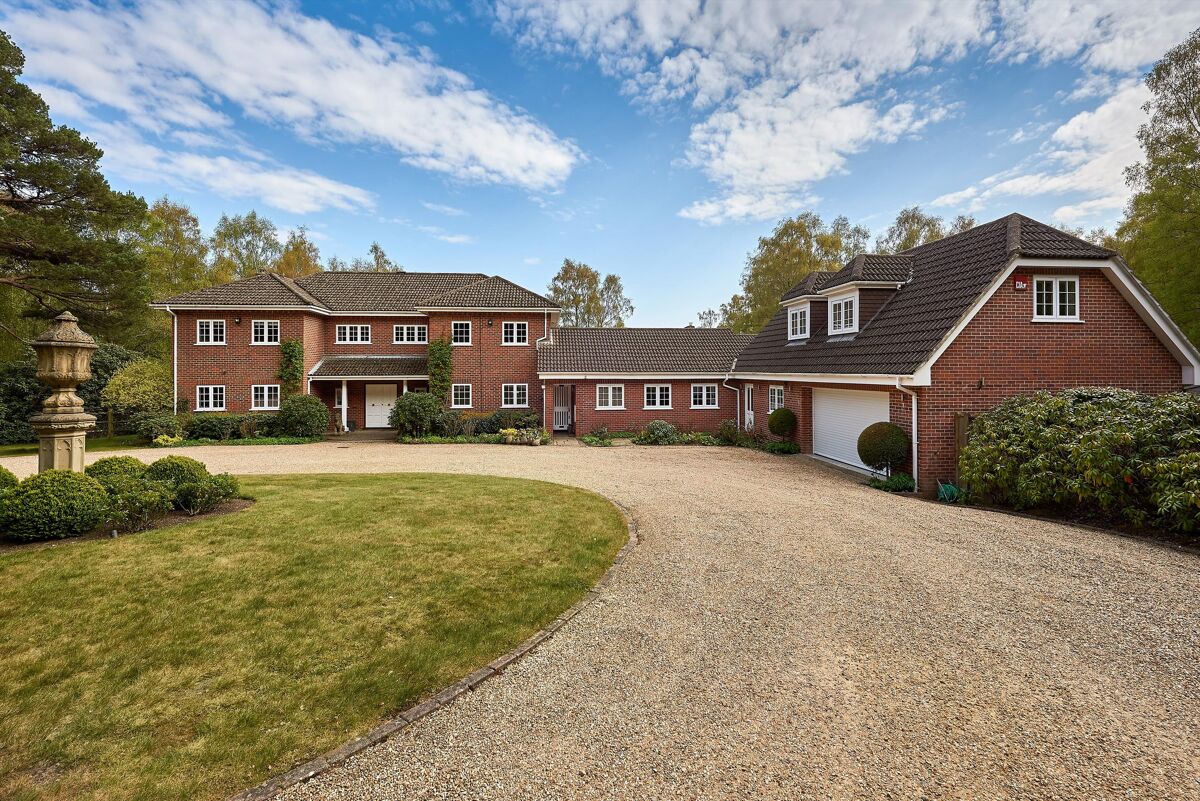 house for sale in Durford Wood, Petersfield, Hampshire, GU31