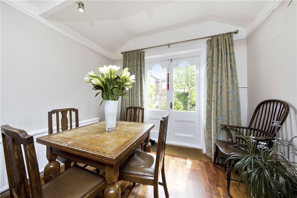 house for sale in Stoke Fields, Guildford, Surrey, GU1 GLD120243 Knight Frank