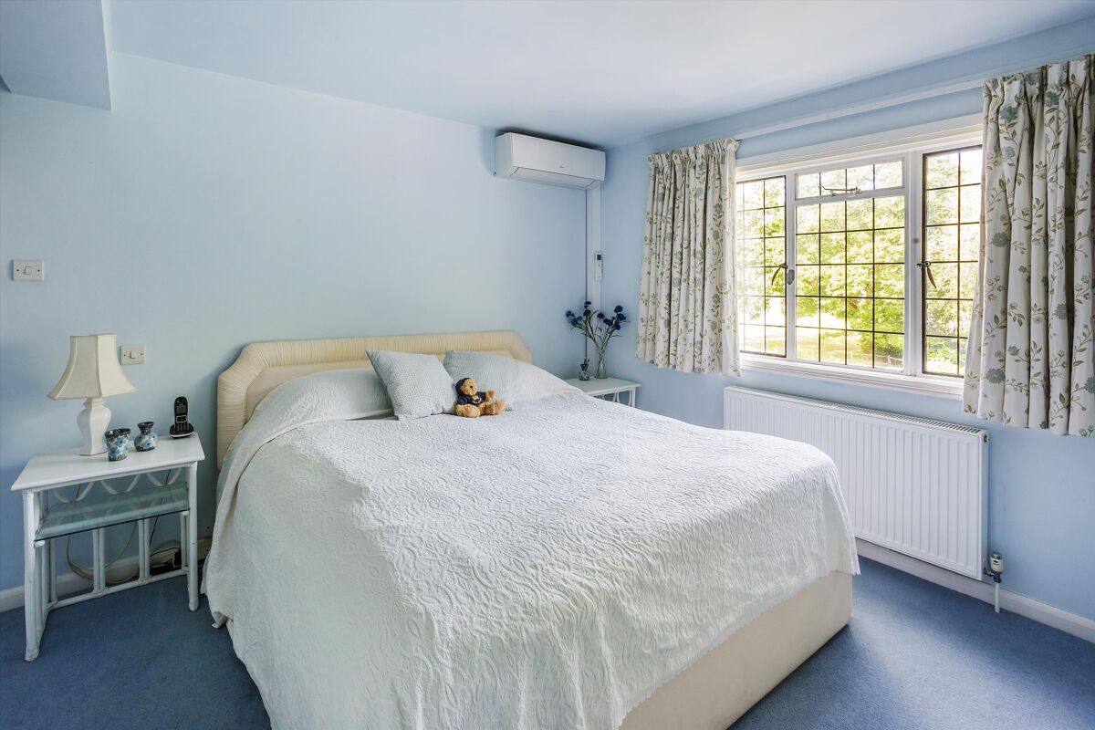 house for sale in Warren Lodge, Lombard Street, Shackleford, Godalming