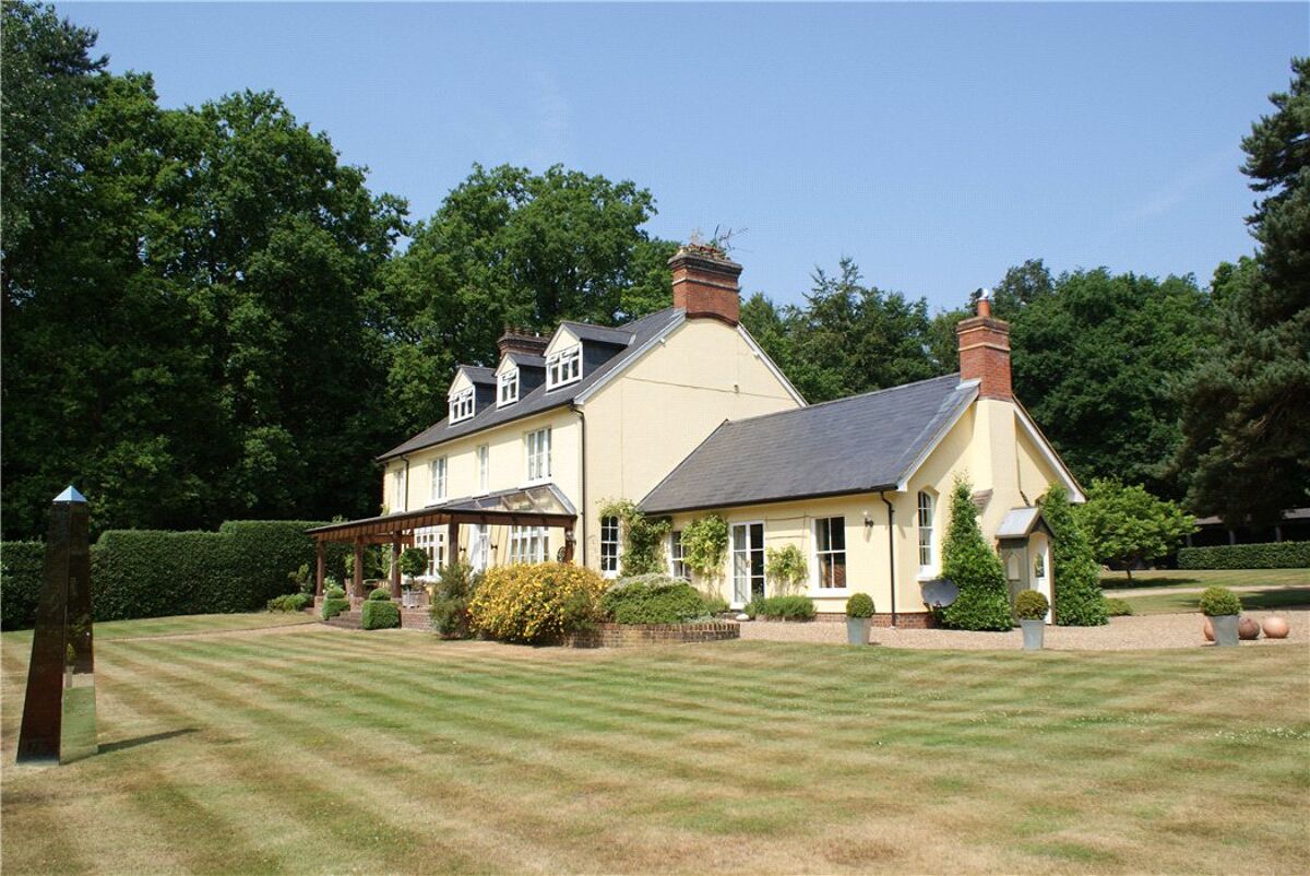 house for sale in Sheets Heath, Brookwood, Woking, Surrey, GU24