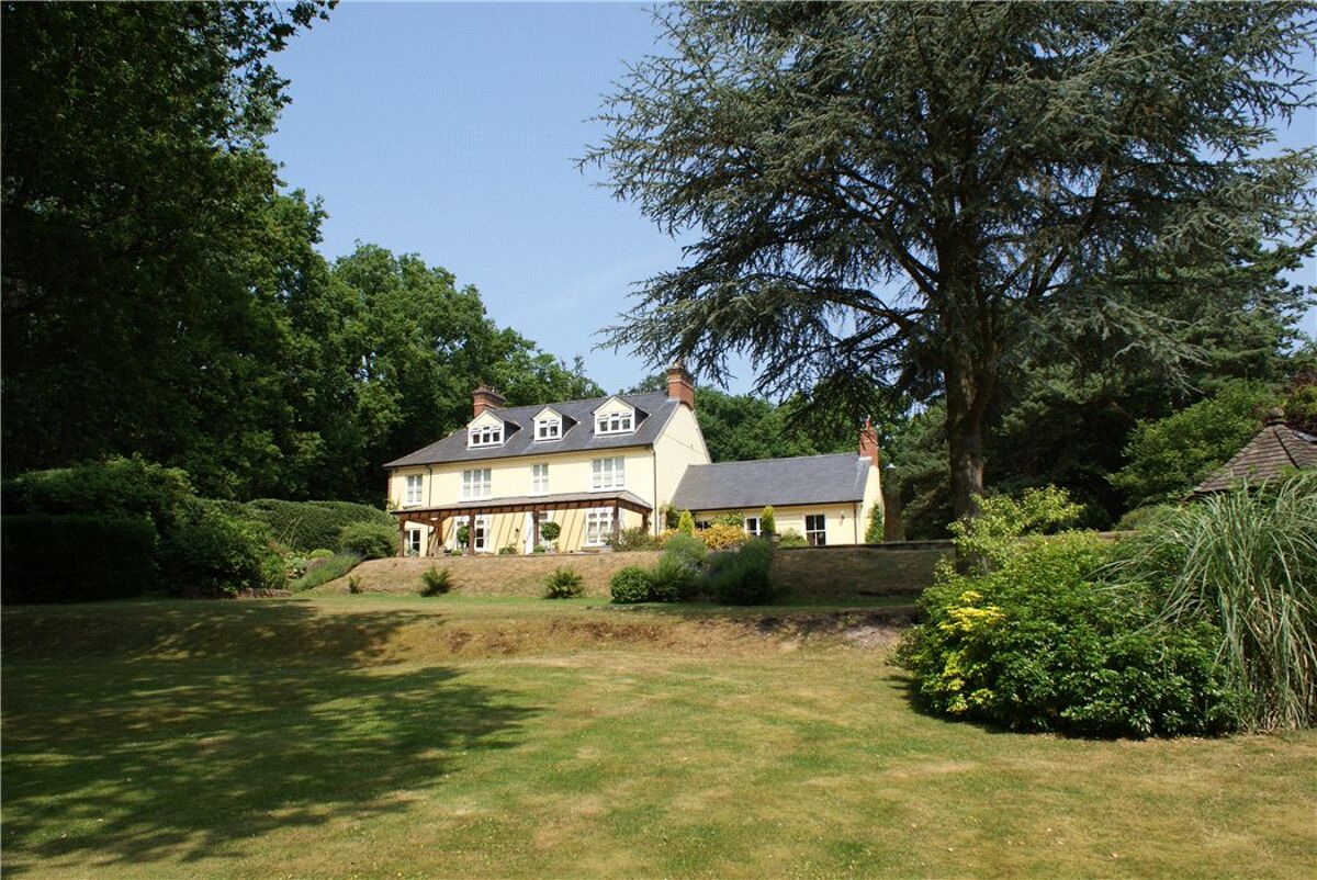 house for sale in Sheets Heath, Brookwood, Woking, Surrey, GU24