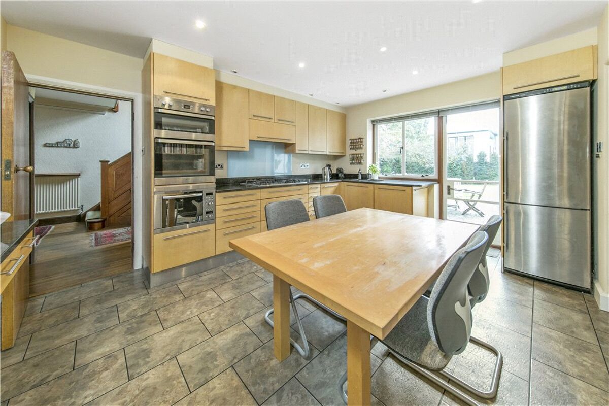 house for sale in Albury Road, Guildford, Surrey, GU1 GLD130039