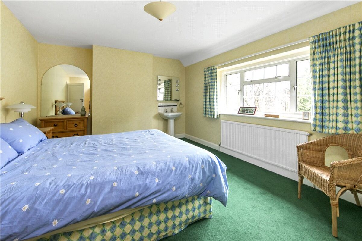 house for sale in Albury Road, Guildford, Surrey, GU1 GLD130039