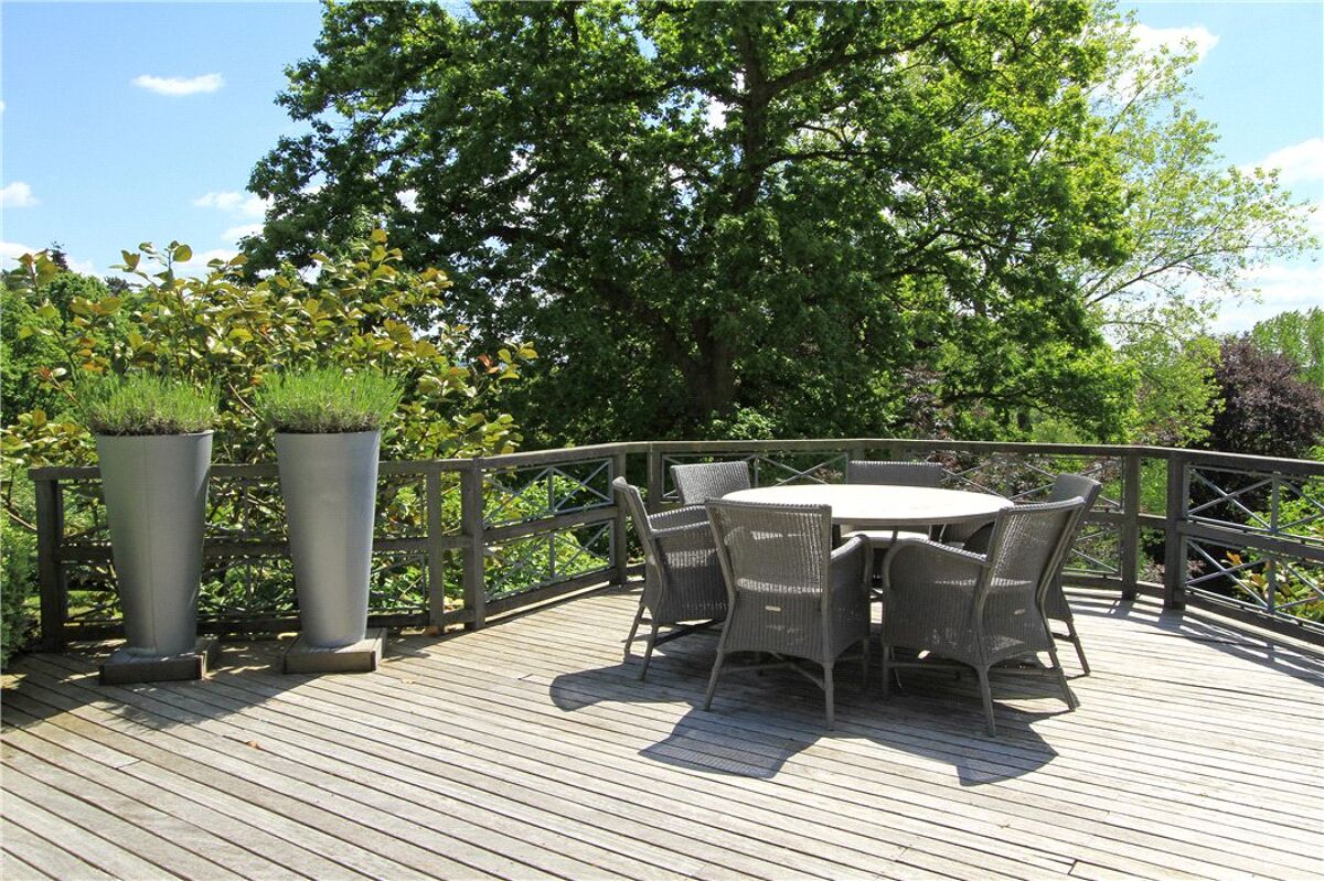 house for sale in Whitmead Lane, Tilford, Farnham, Surrey, GU10