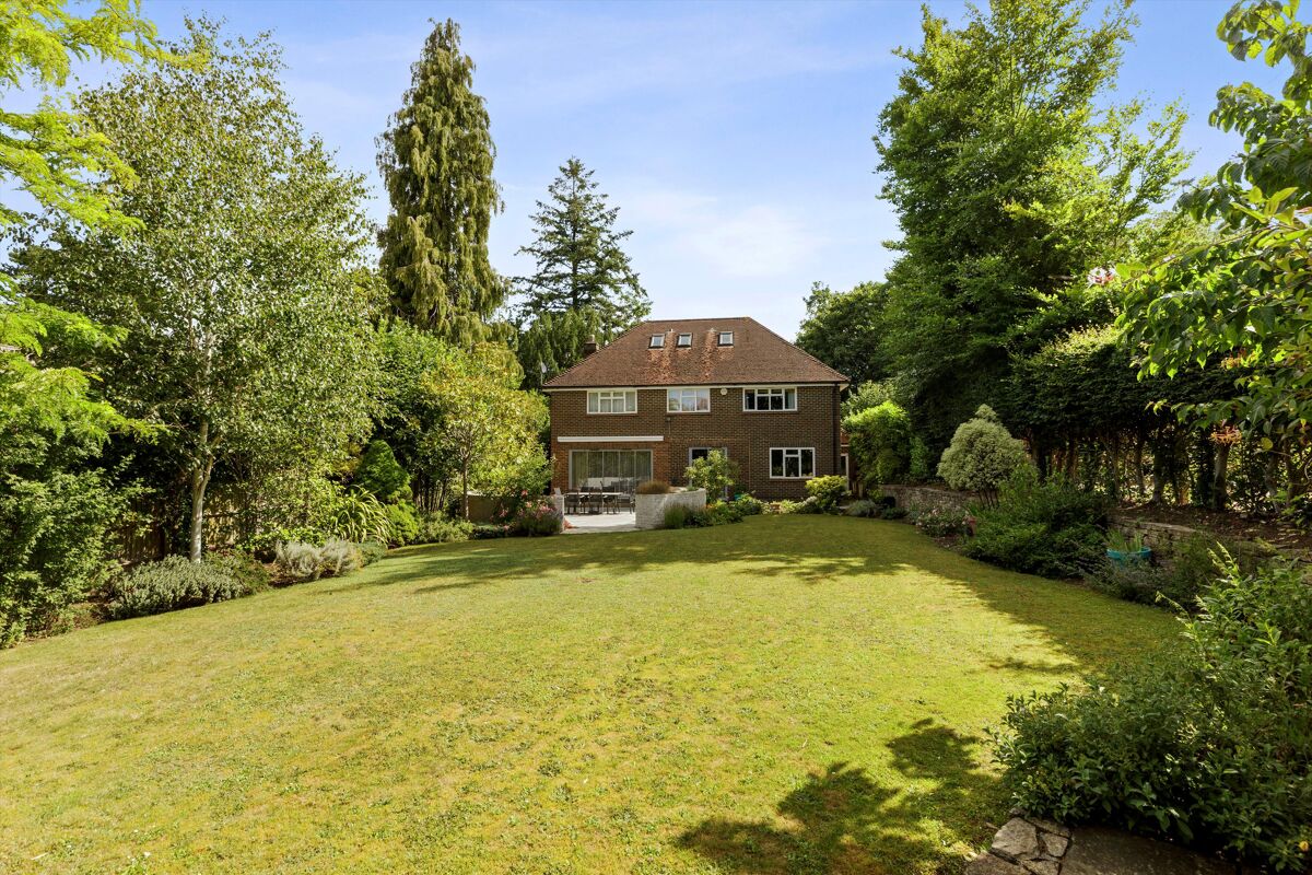 house for sale in Aldersey Road, Guildford, Surrey, GU1 GLD130145