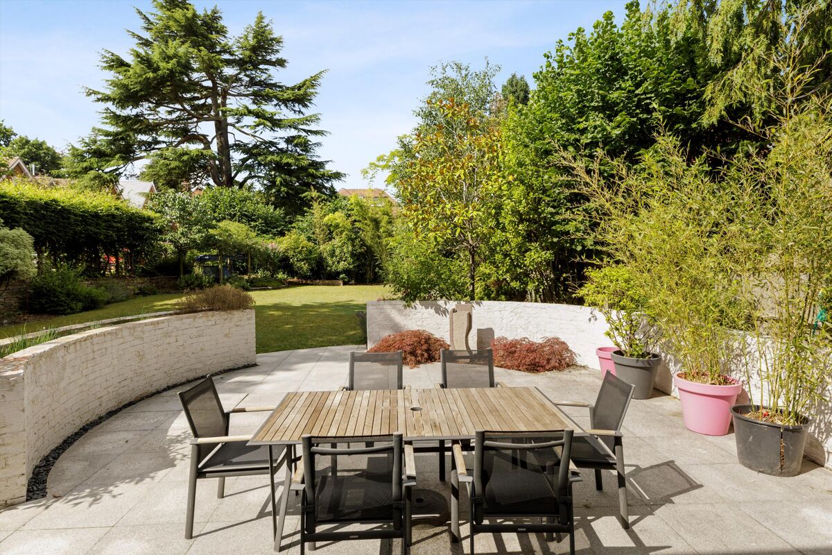 house for sale in Aldersey Road, Guildford, Surrey, GU1 GLD130145