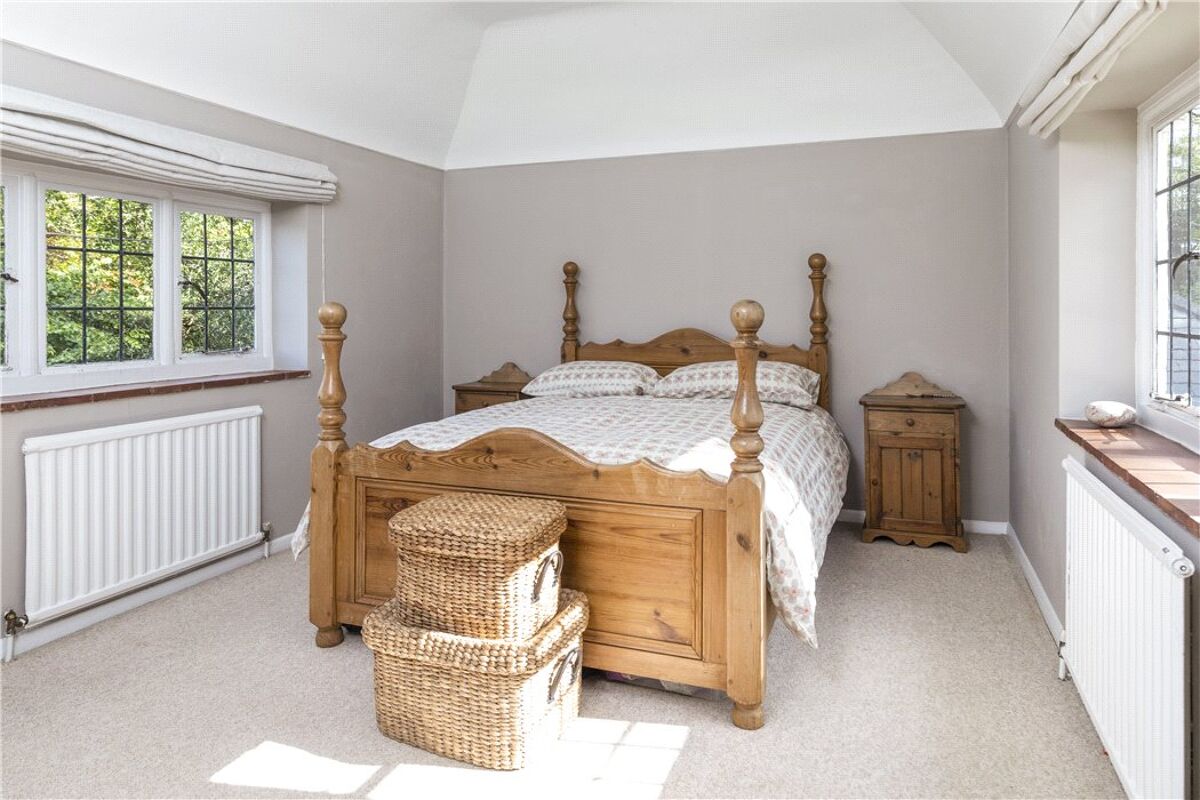 house for sale in Lower Moushill Lane, Milford, Godalming, Surrey, GU8 GLD130212 Knight Frank