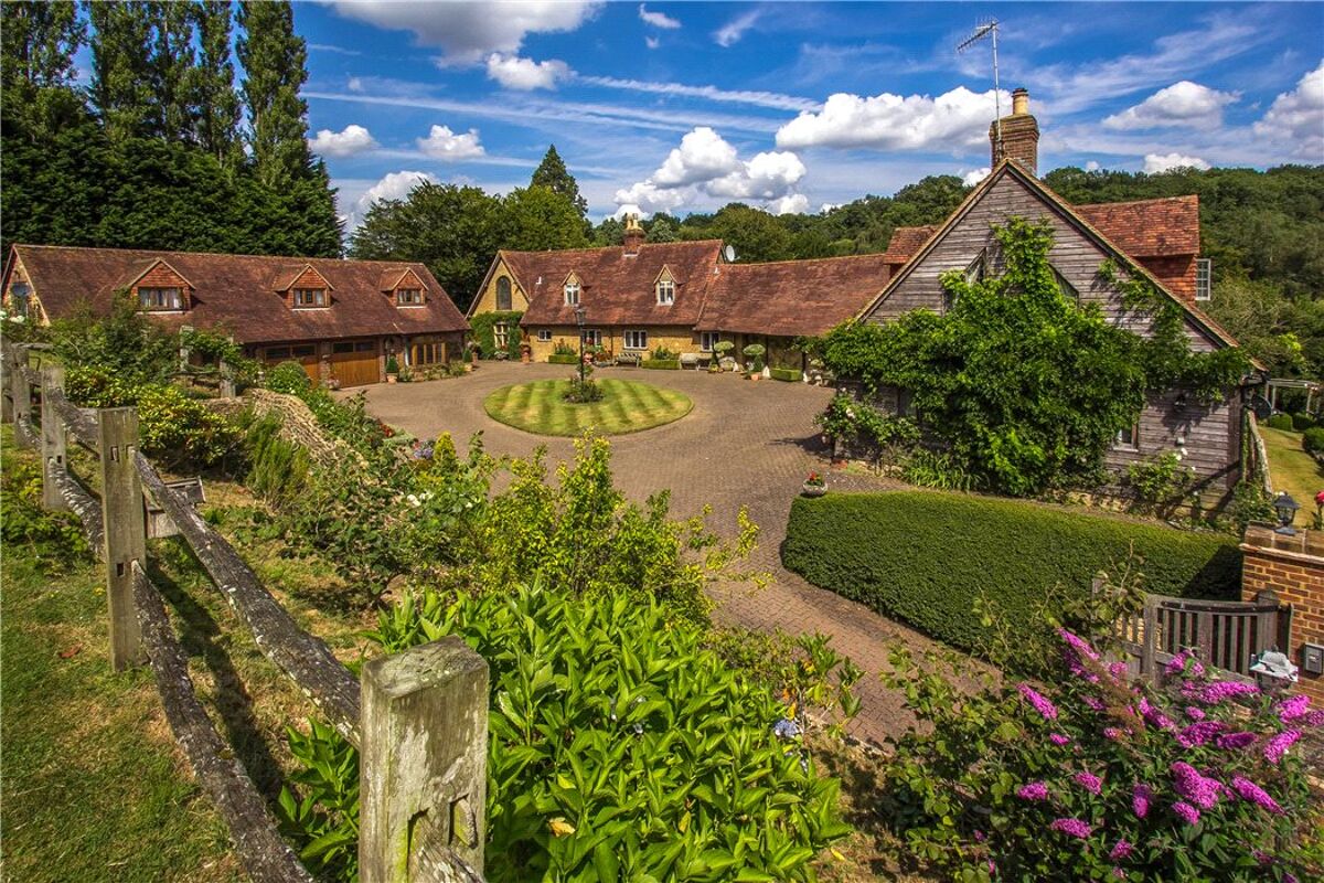 house for sale in Bedford Lane, Thursley, Godalming, Surrey, GU8