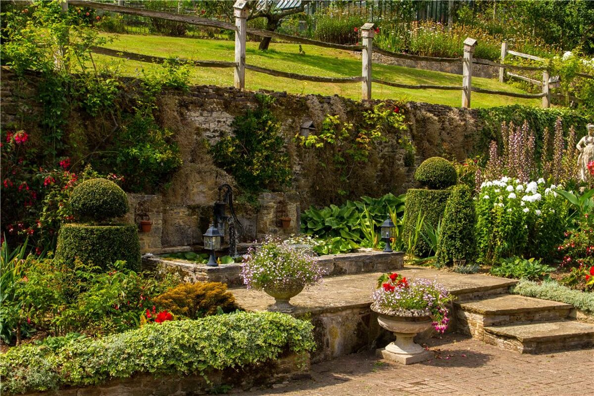 house for sale in Bedford Lane, Thursley, Godalming, Surrey, GU8