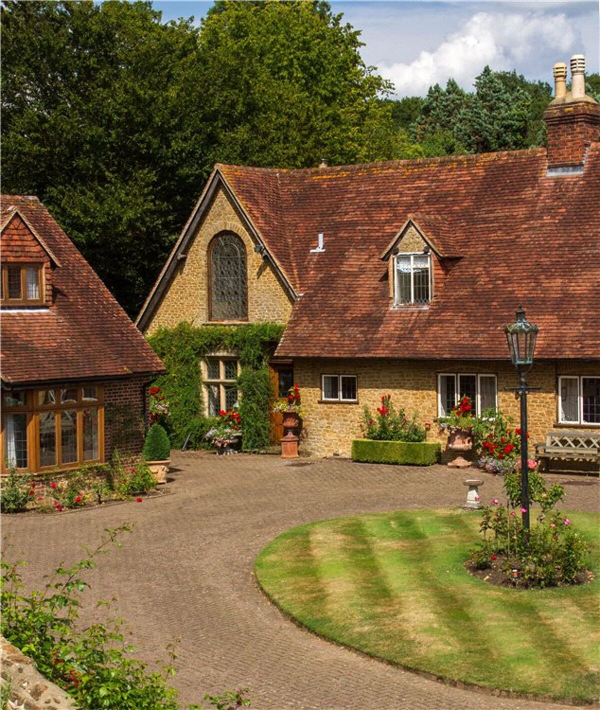 house for sale in Bedford Lane, Thursley, Godalming, Surrey, GU8