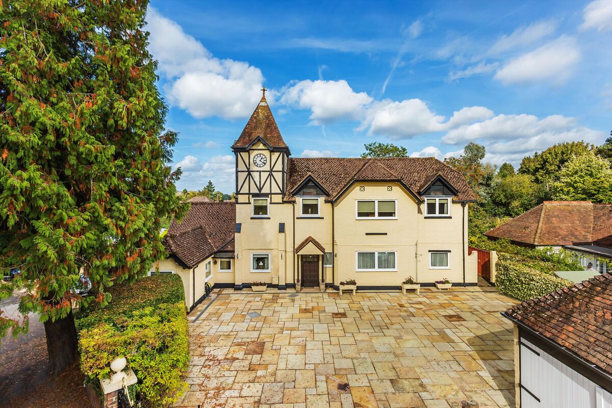 house for sale in Summersbury Drive, Shalford, Guildford, Surrey, GU4