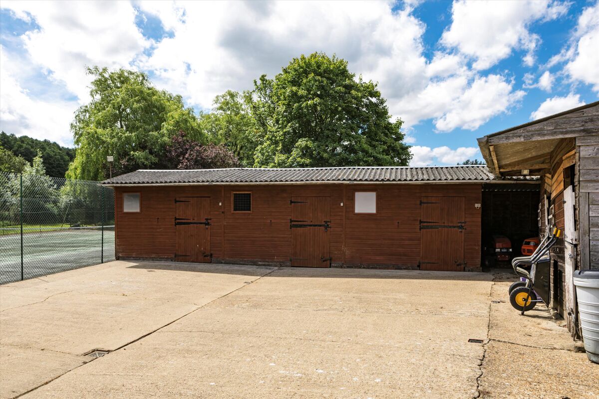 house for sale in Norton Farm, Worplesdon, Guildford, Surrey, GU3