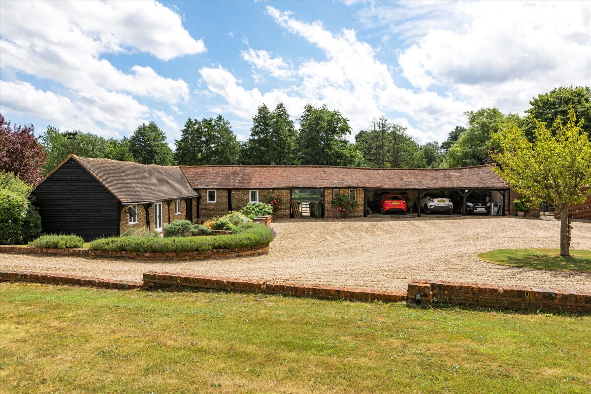 house for sale in Norton Farm, Worplesdon, Guildford, Surrey, GU3