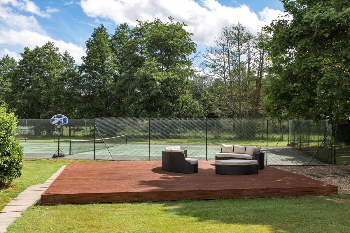 house for sale in Norton Farm, Worplesdon, Guildford, Surrey, GU3