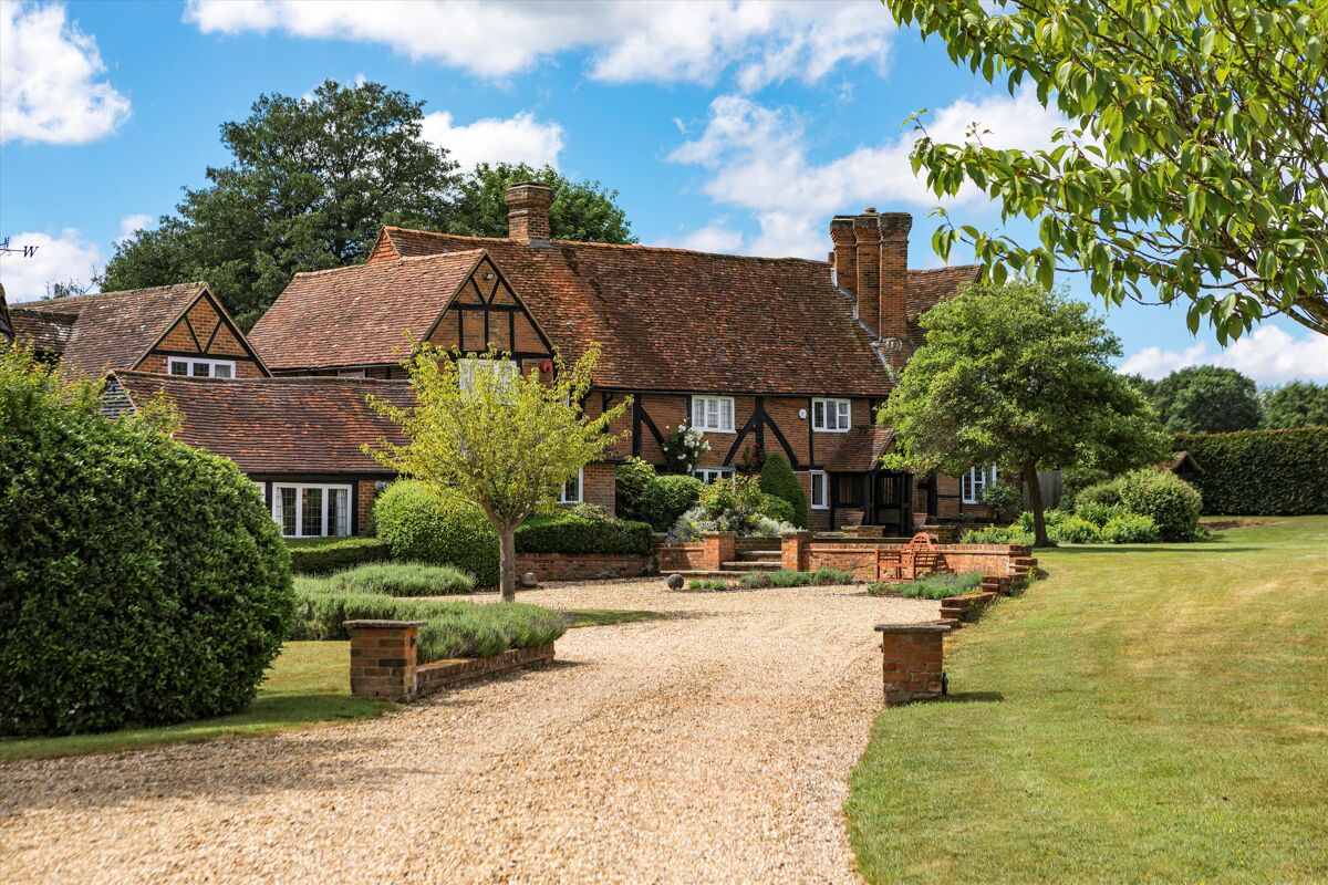 house for sale in Norton Farm, Worplesdon, Guildford, Surrey, GU3