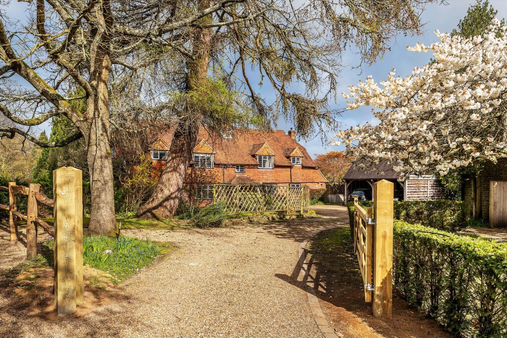 Image of Thursley Road, Elstead, Godalming, Surrey, GU8 6DG