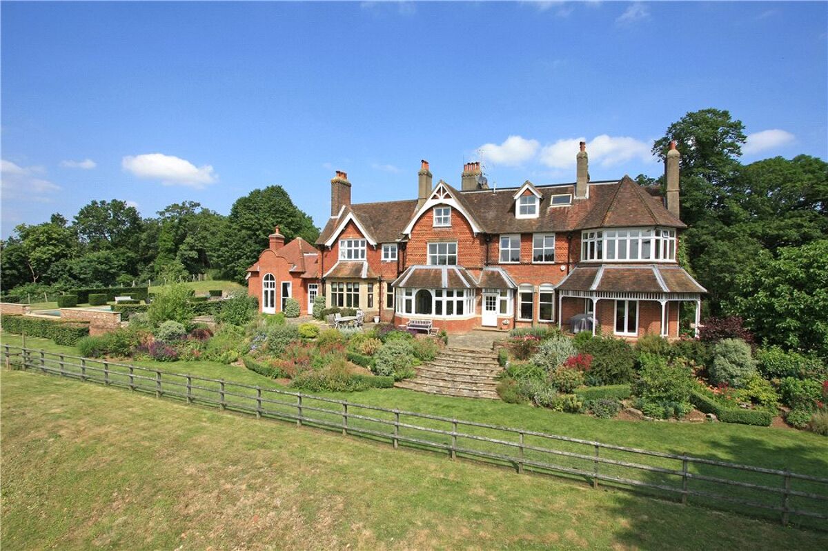 house for sale in Guildford Lane, Albury, Guildford, Surrey, GU5