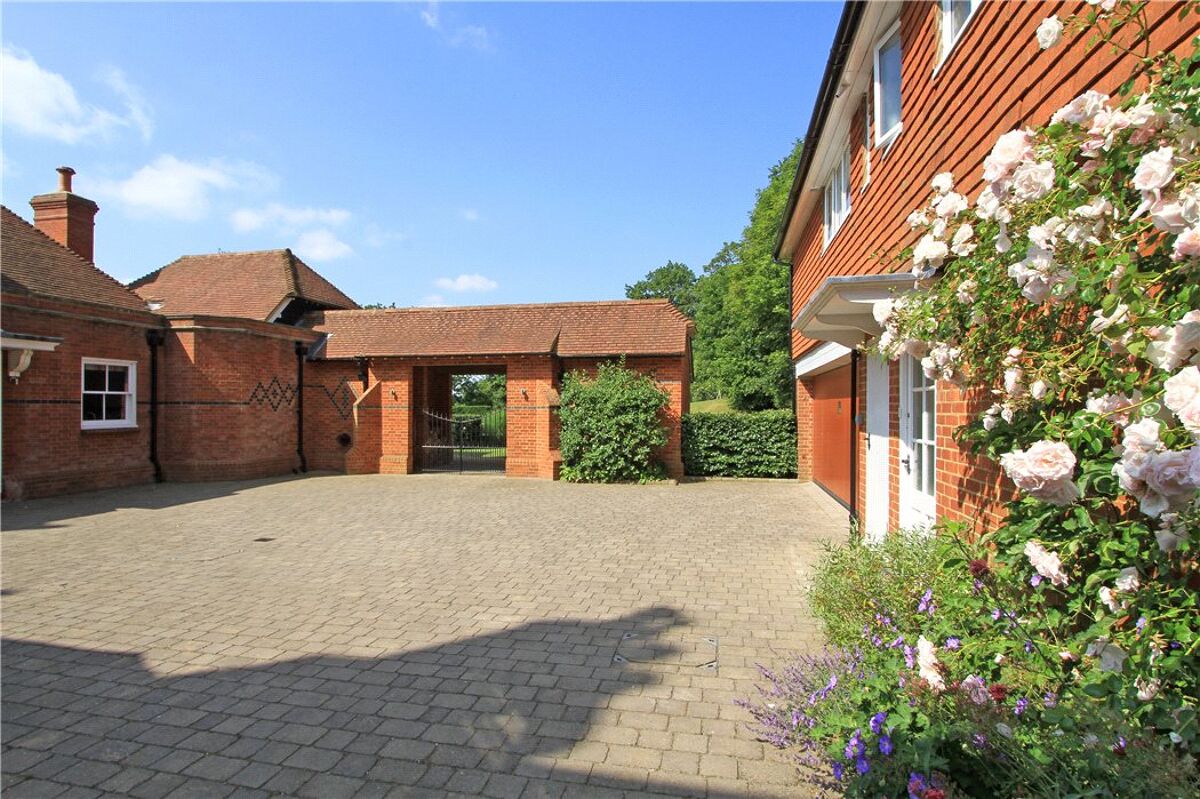 house for sale in Guildford Lane, Albury, Guildford, Surrey, GU5