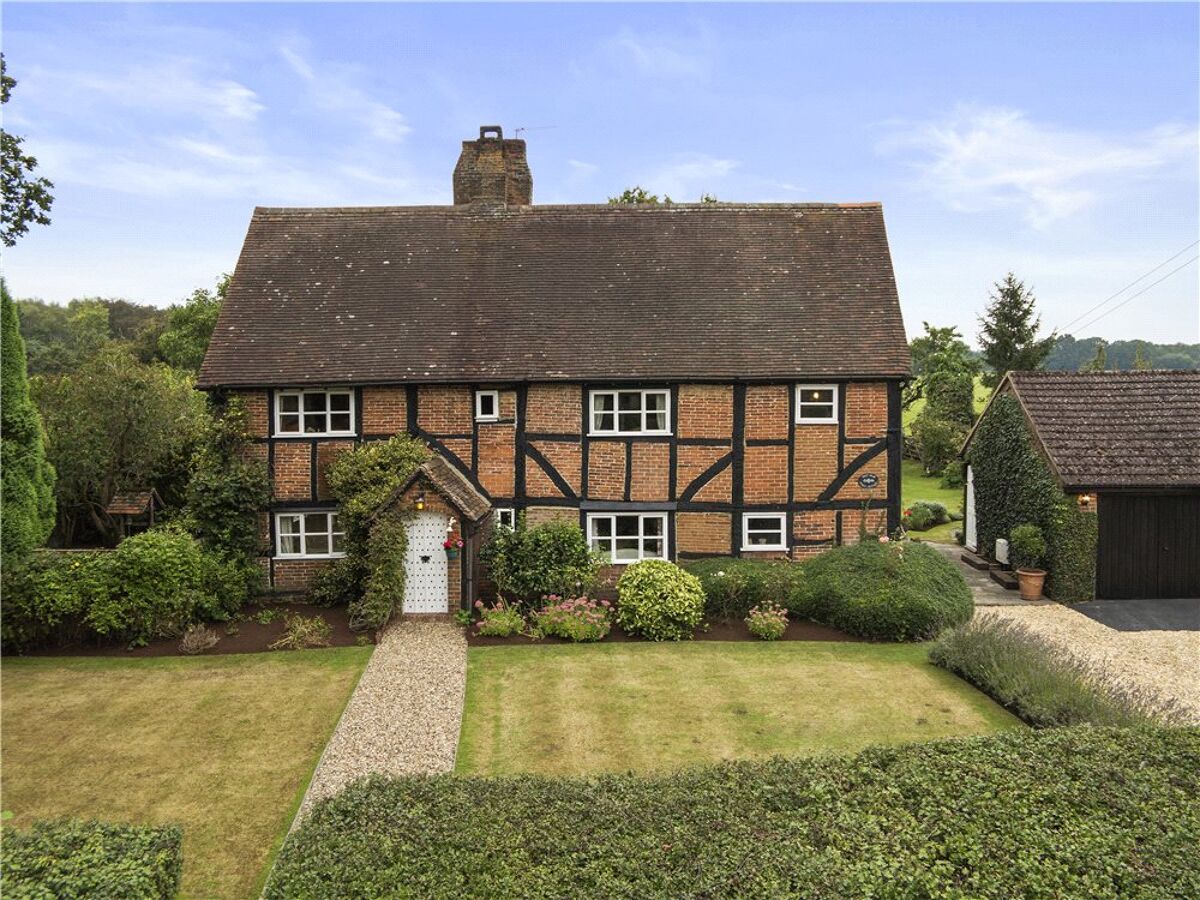 house for sale in Sutton Green, Guildford, Surrey, GU4 GLD140297