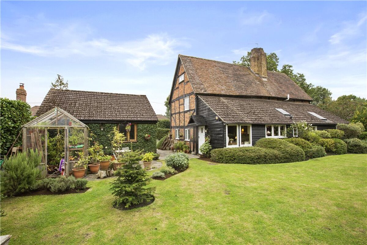 house for sale in Sutton Green, Guildford, Surrey, GU4 GLD140297