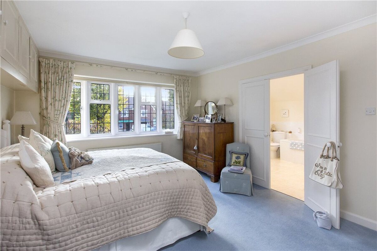 house for sale in Lime Grove, West Clandon, Guildford, Surrey, GU4