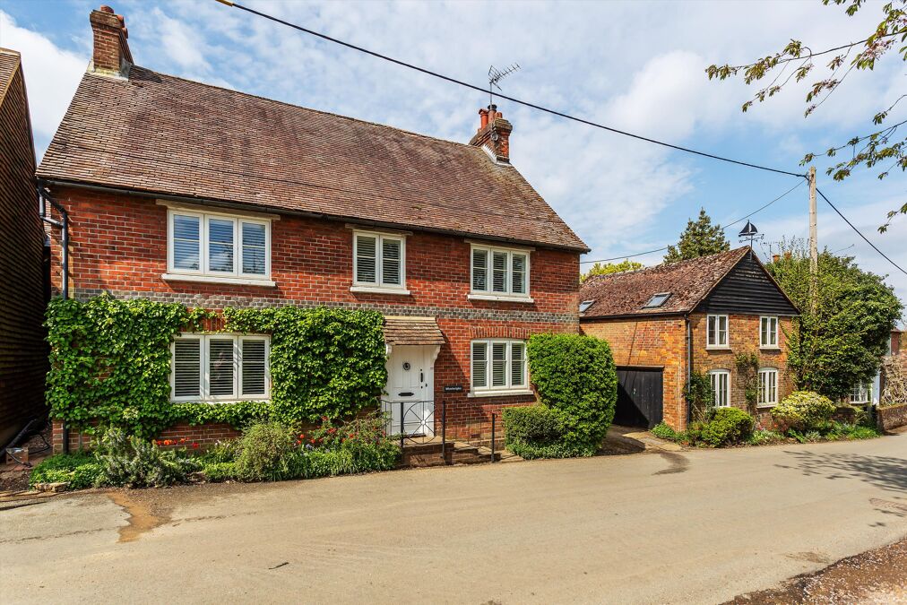 Image of The Street, Thursley, Godalming, Surrey, GU8 6QF