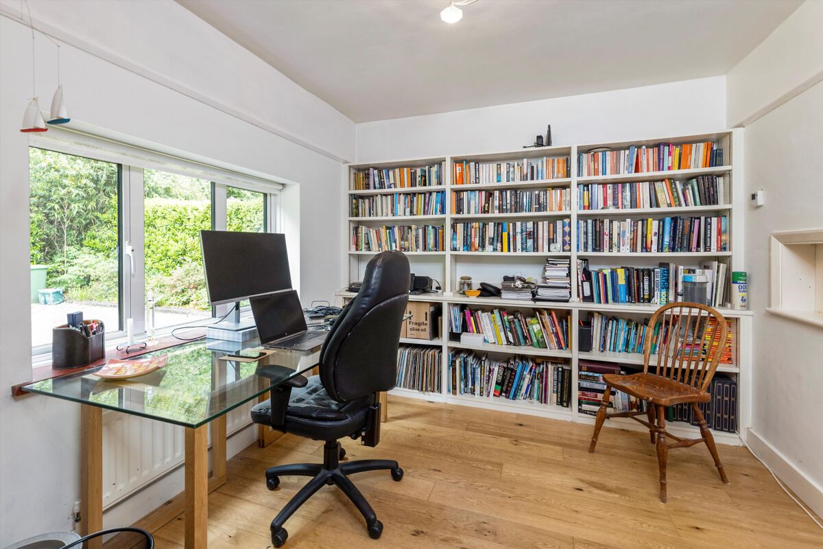 house for sale in Sheets Heath, Brookwood, Woking, Surrey, GU24