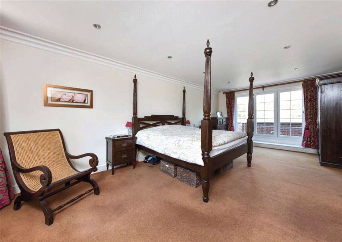 house for sale in Knowl Hill, The Hockering, Woking, Surrey, GU22