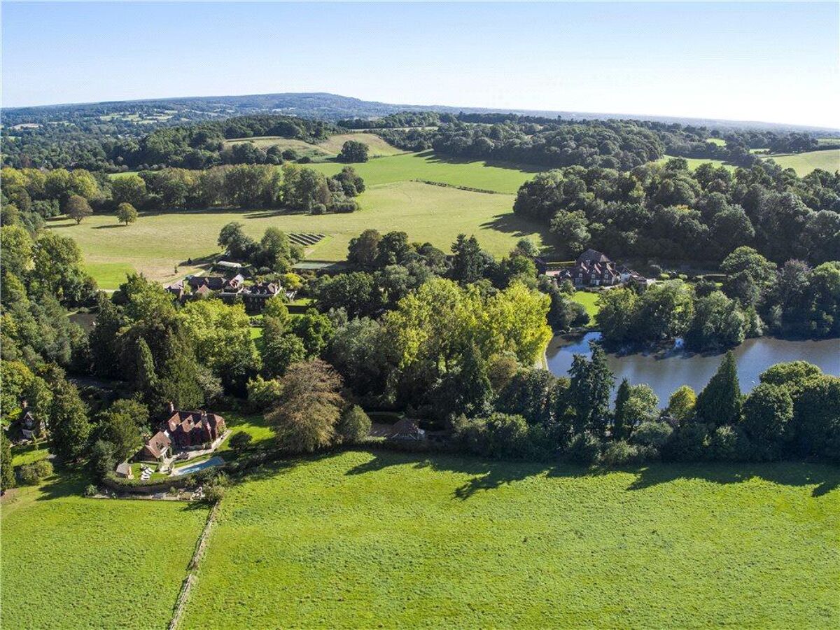 house for sale in Snowdenham Lane, Bramley, Guildford, Surrey, GU5