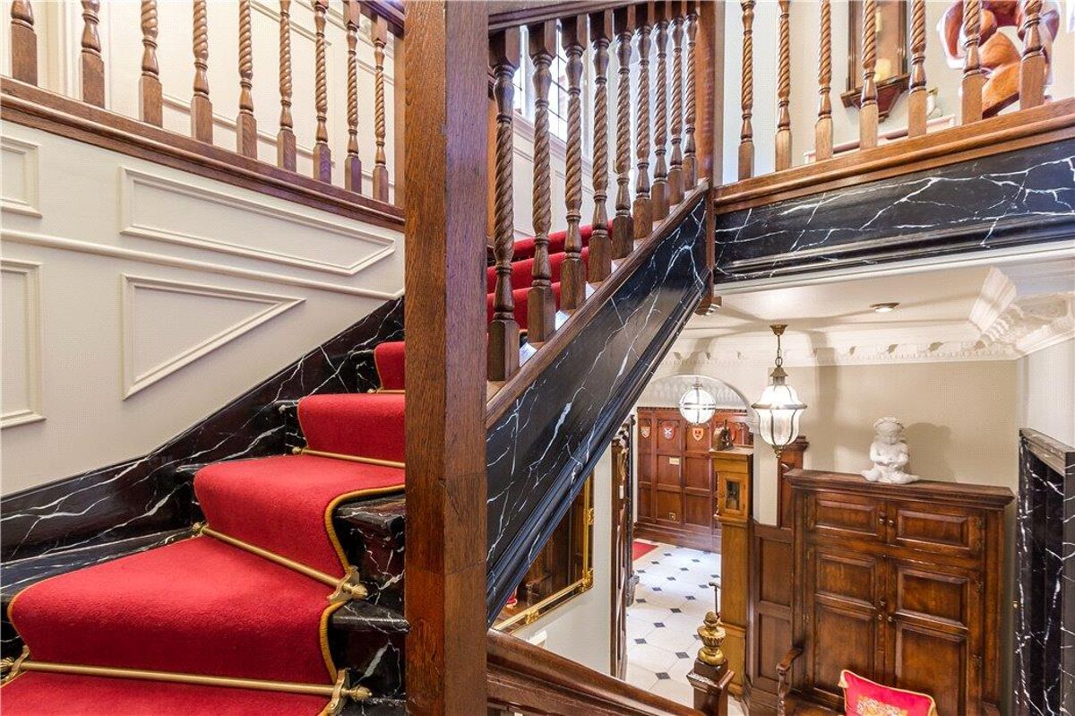 house for sale in Bagshot Road, Worplesdon Hill, Woking, Surrey, GU22