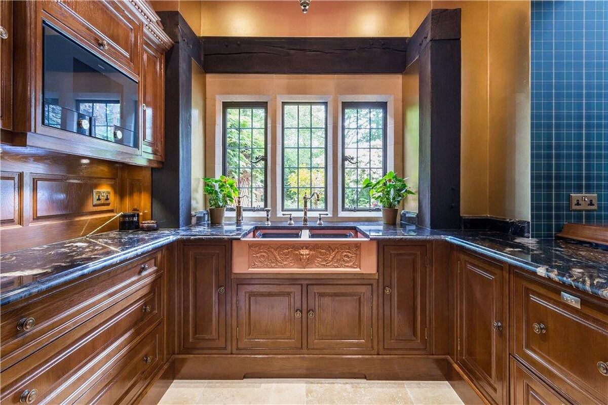 house for sale in Bagshot Road, Worplesdon Hill, Woking, Surrey, GU22