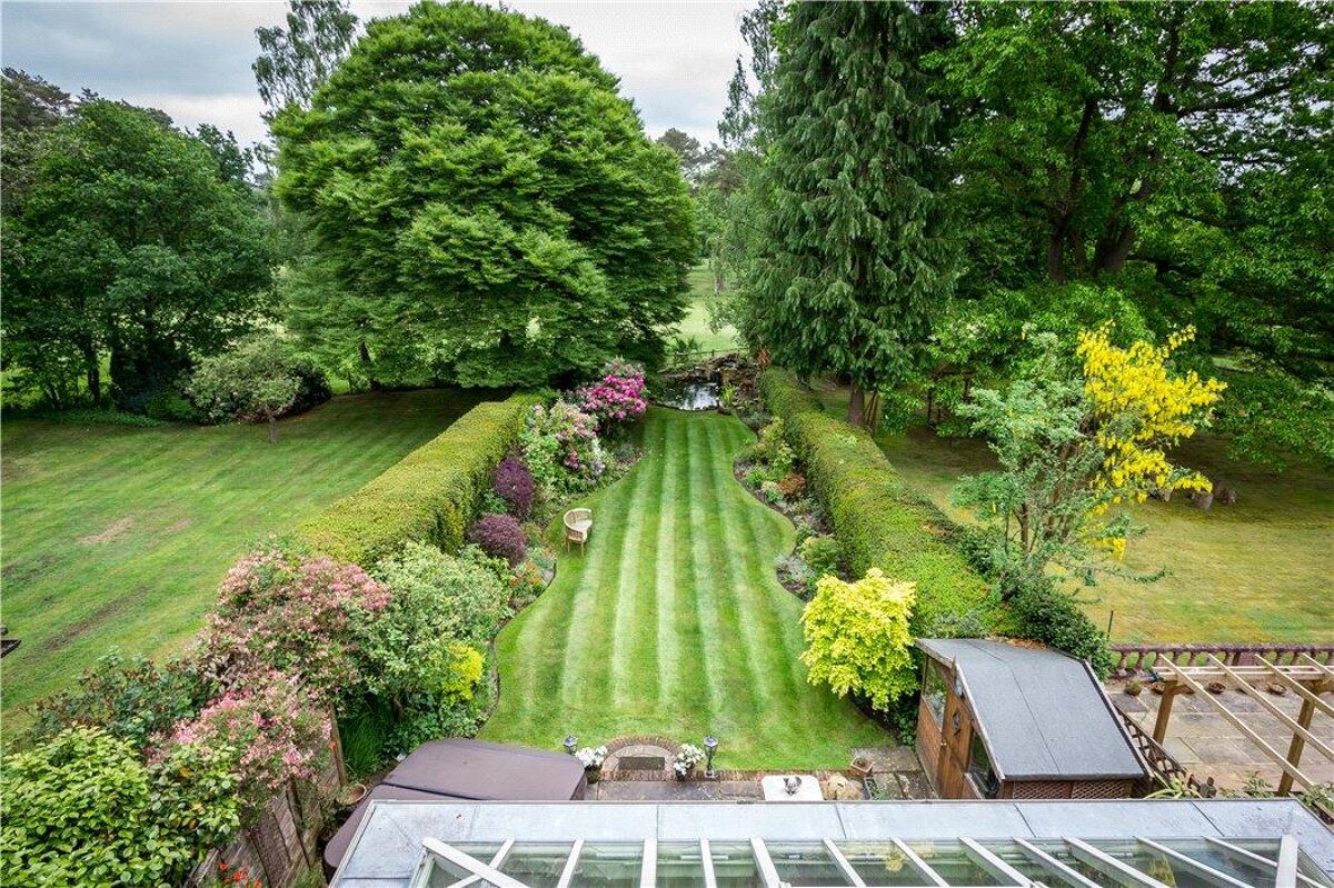 house for sale in Bagshot Road, Worplesdon Hill, Woking, Surrey, GU22