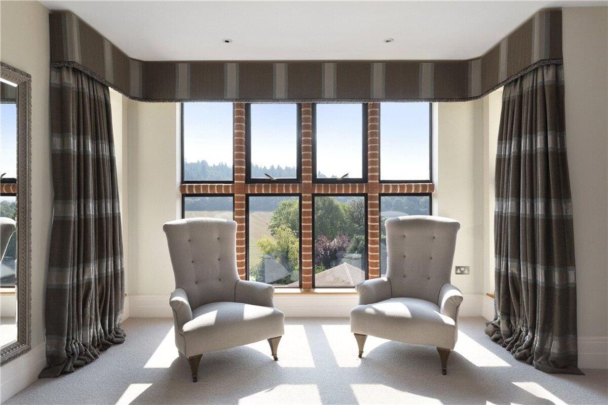 house for sale in Warwicks Bench Lane, Guildford, Surrey, GU1