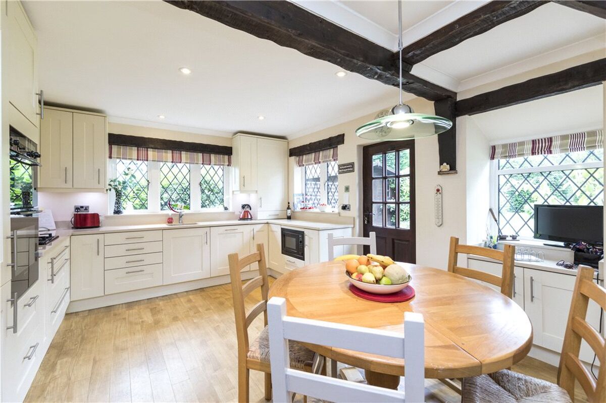 house for sale in Ganghill, Guildford, Surrey, GU1 GLD160138 Knight