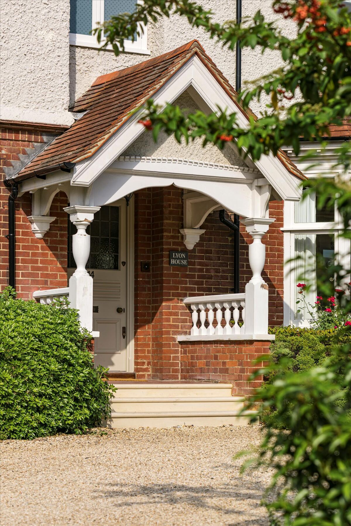 house for sale in Aldersey Road, Guildford, Surrey, GU1. GLD160168