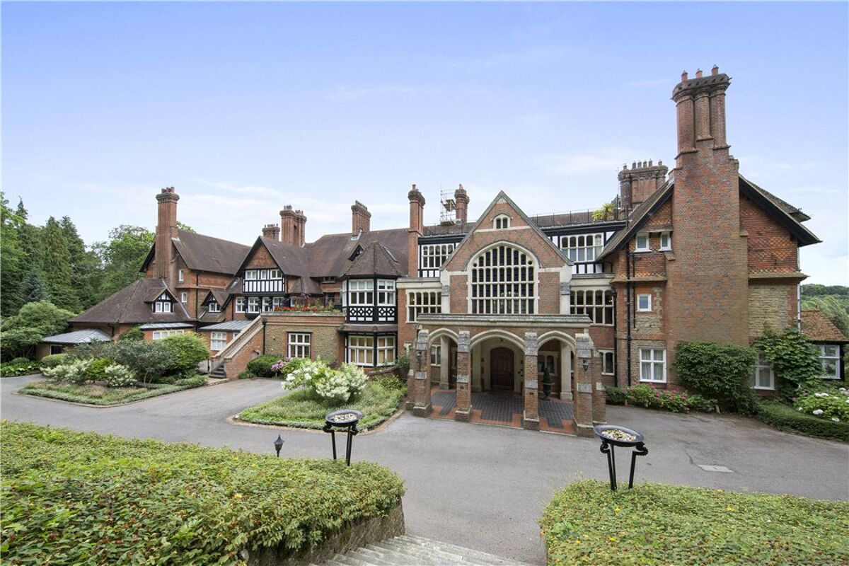 flat for sale in Snowdenham Hall, Bramley, Guildford, Surrey, GU5