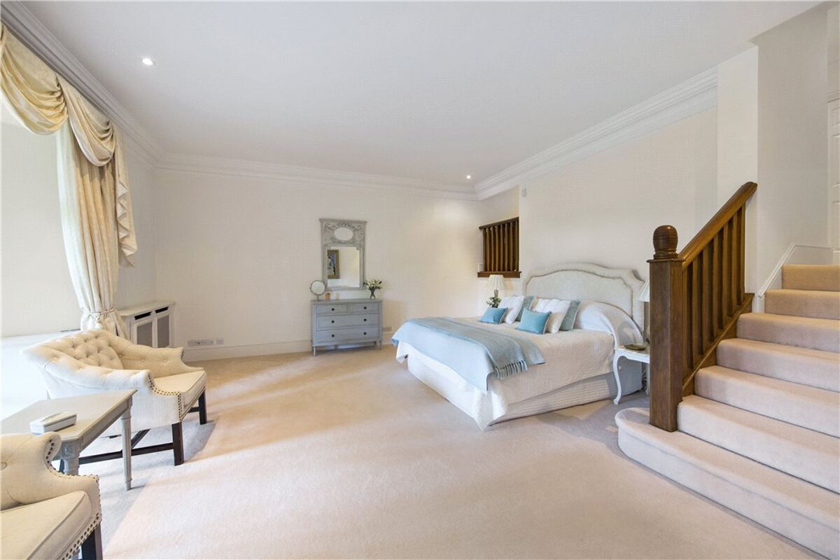 flat for sale in Snowdenham Hall, Bramley, Guildford, Surrey, GU5