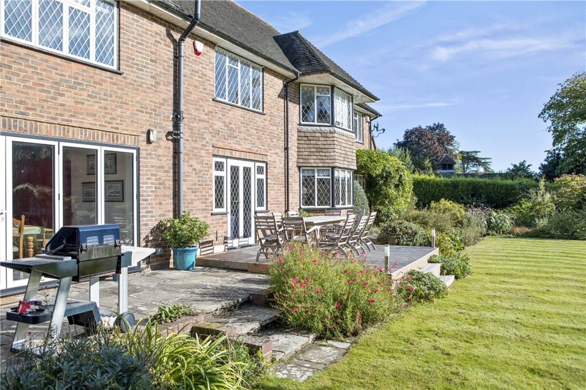 house for sale in The Street, Betchworth, Surrey, RH3 GLD160232