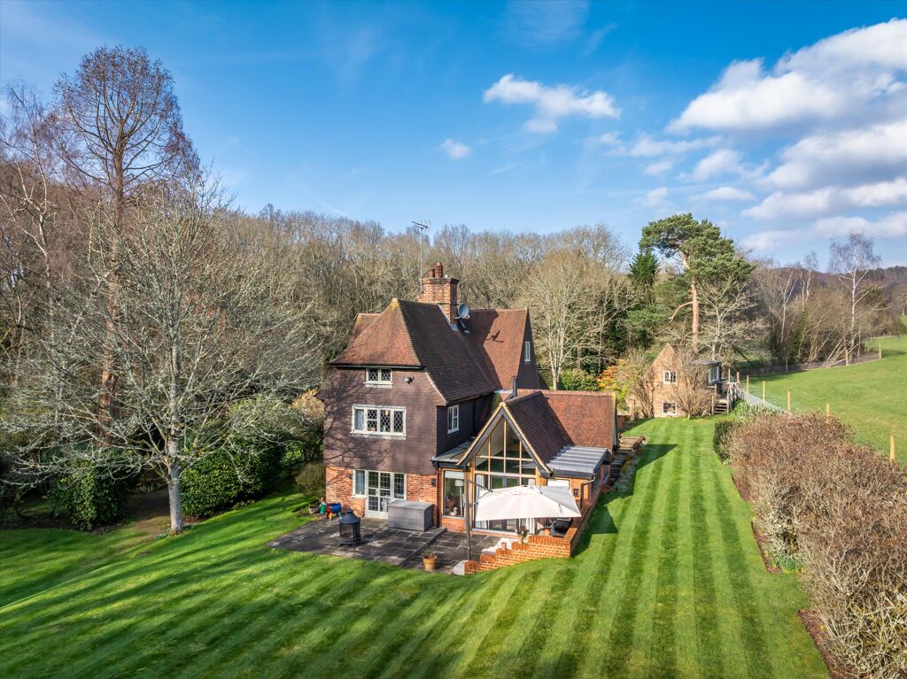 Image of Smithwood Common, Cranleigh, Surrey, GU6 8QX.