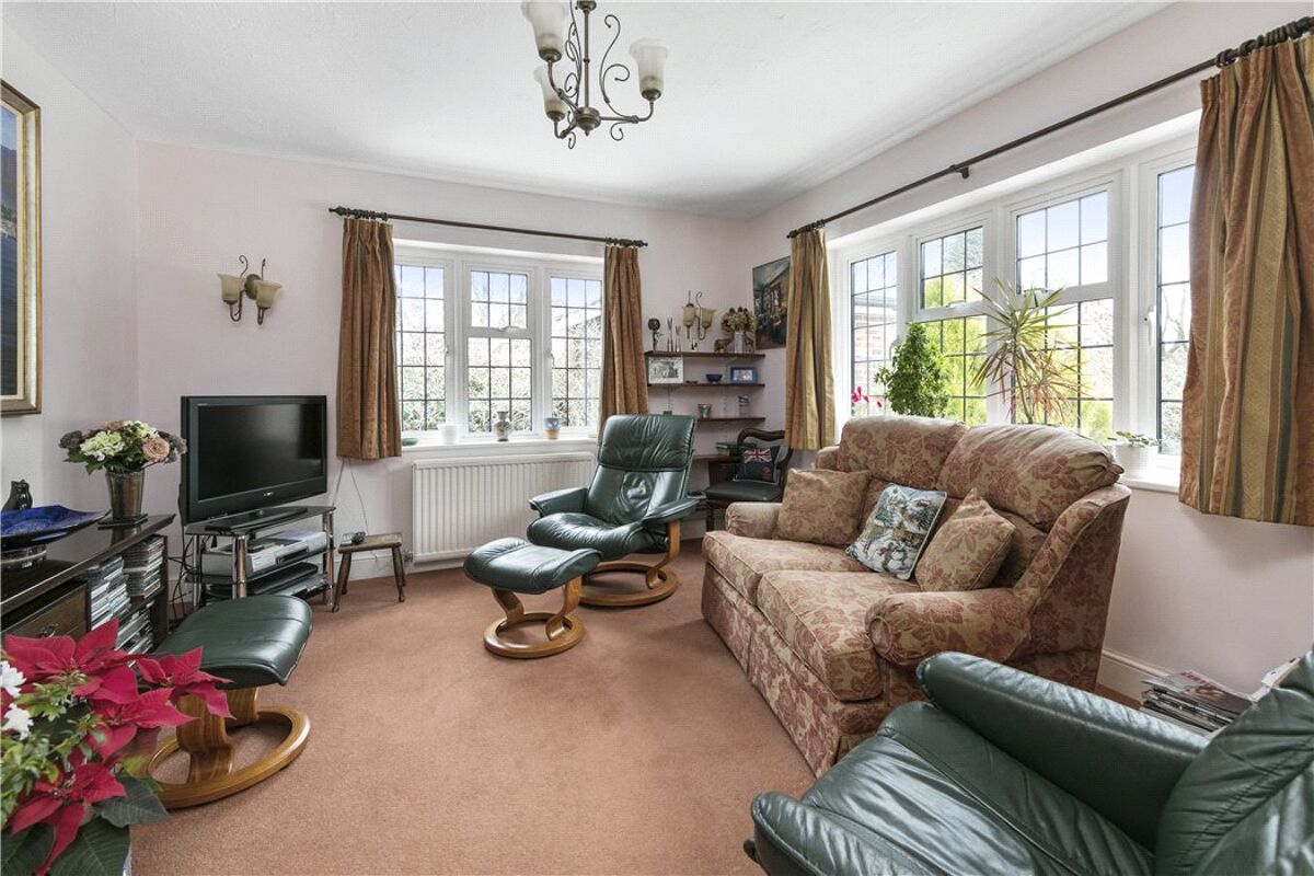 house for sale in Meads Road, Guildford, Surrey, GU1 GLD170057