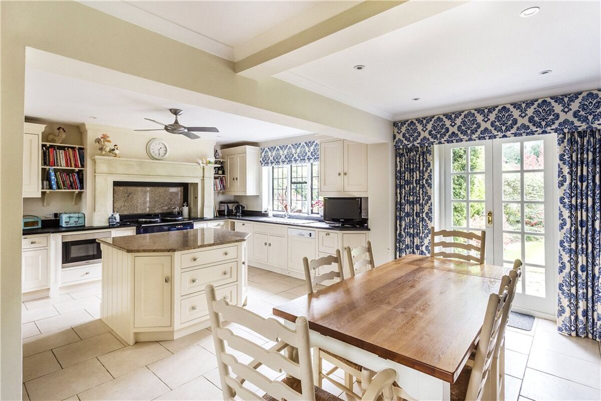 house for sale in Downside Road, Guildford, Surrey, GU4 GLD170077