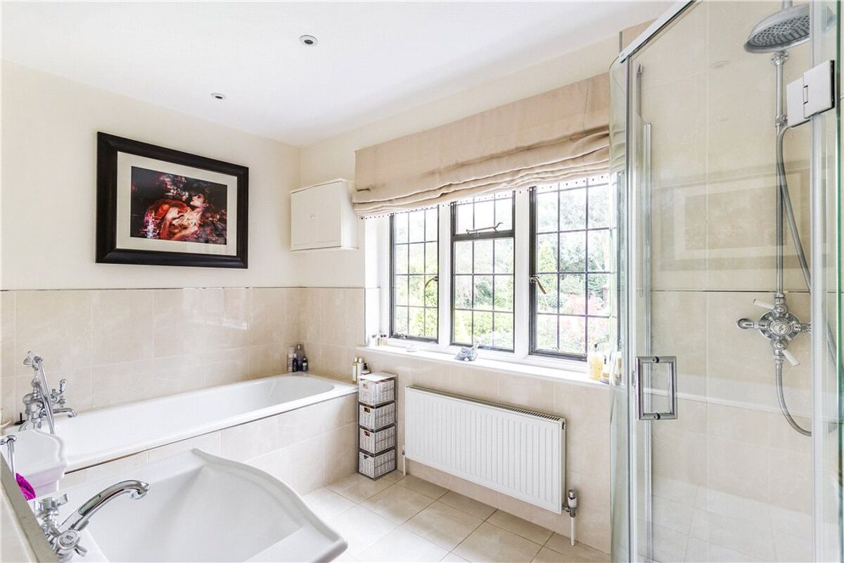 house for sale in Downside Road, Guildford, Surrey, GU4 GLD170077