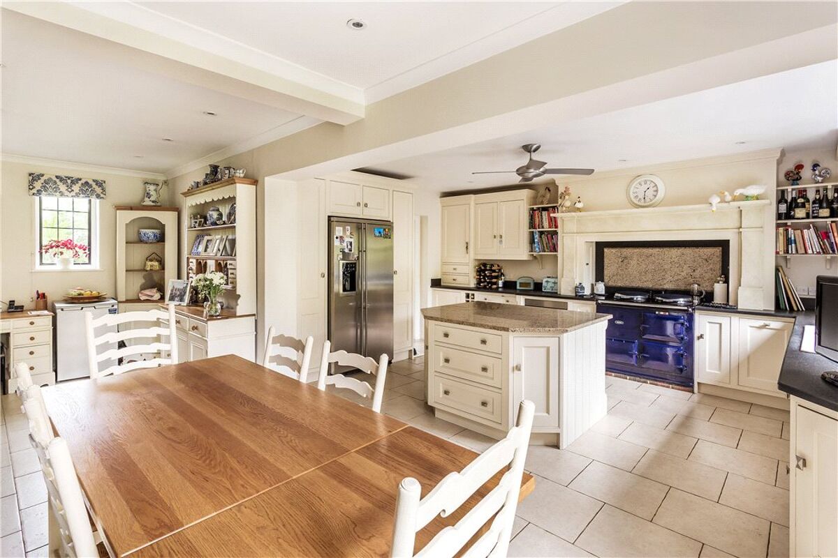 house for sale in Downside Road, Guildford, Surrey, GU4 GLD170077