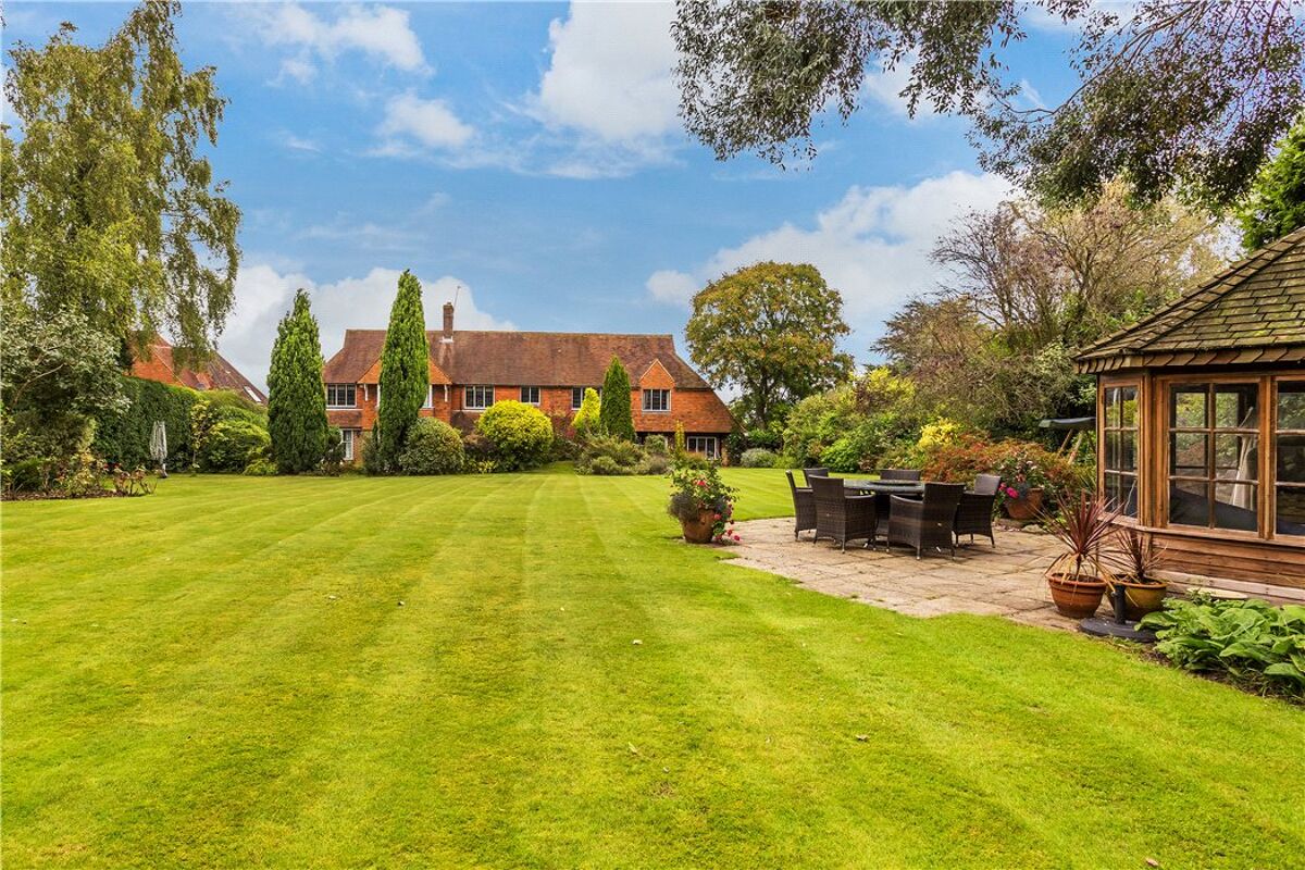 house for sale in Downside Road, Guildford, Surrey, GU4 GLD170077