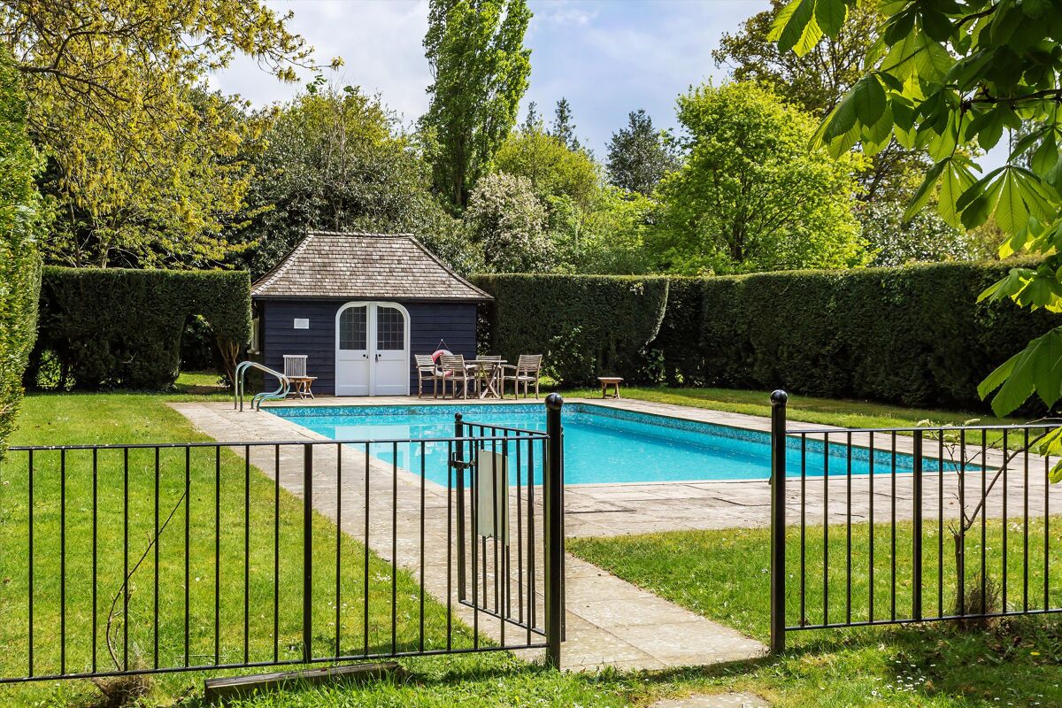 house for sale in Bradstone Brook, Shalford, Guildford, Surrey, GU4