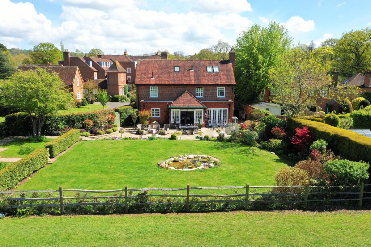 house for sale in Bradstone Brook, Shalford, Guildford, Surrey, GU4