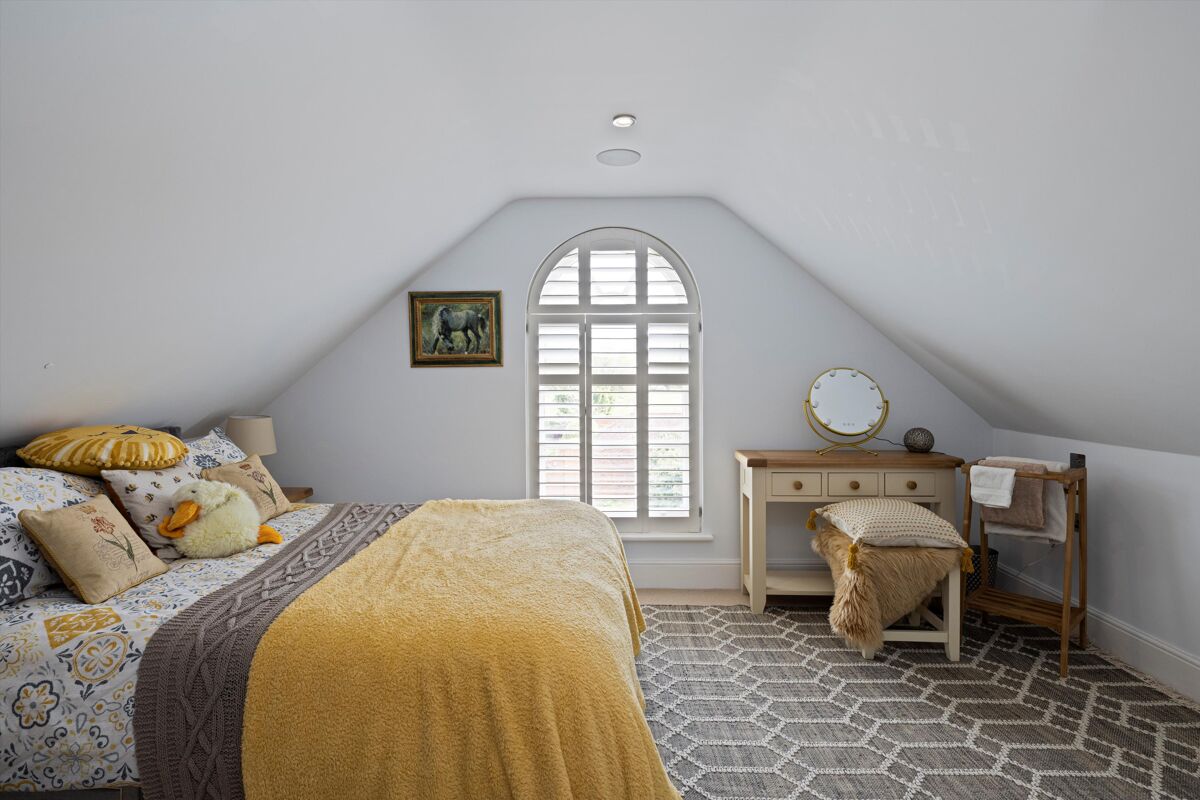 house for sale in Bradstone Brook, Shalford, Guildford, Surrey, GU4