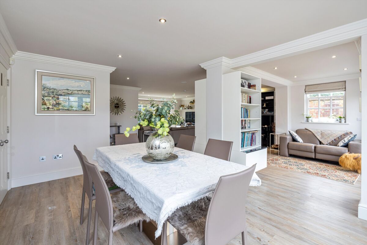 house for sale in Bradstone Brook, Shalford, Guildford, Surrey, GU4