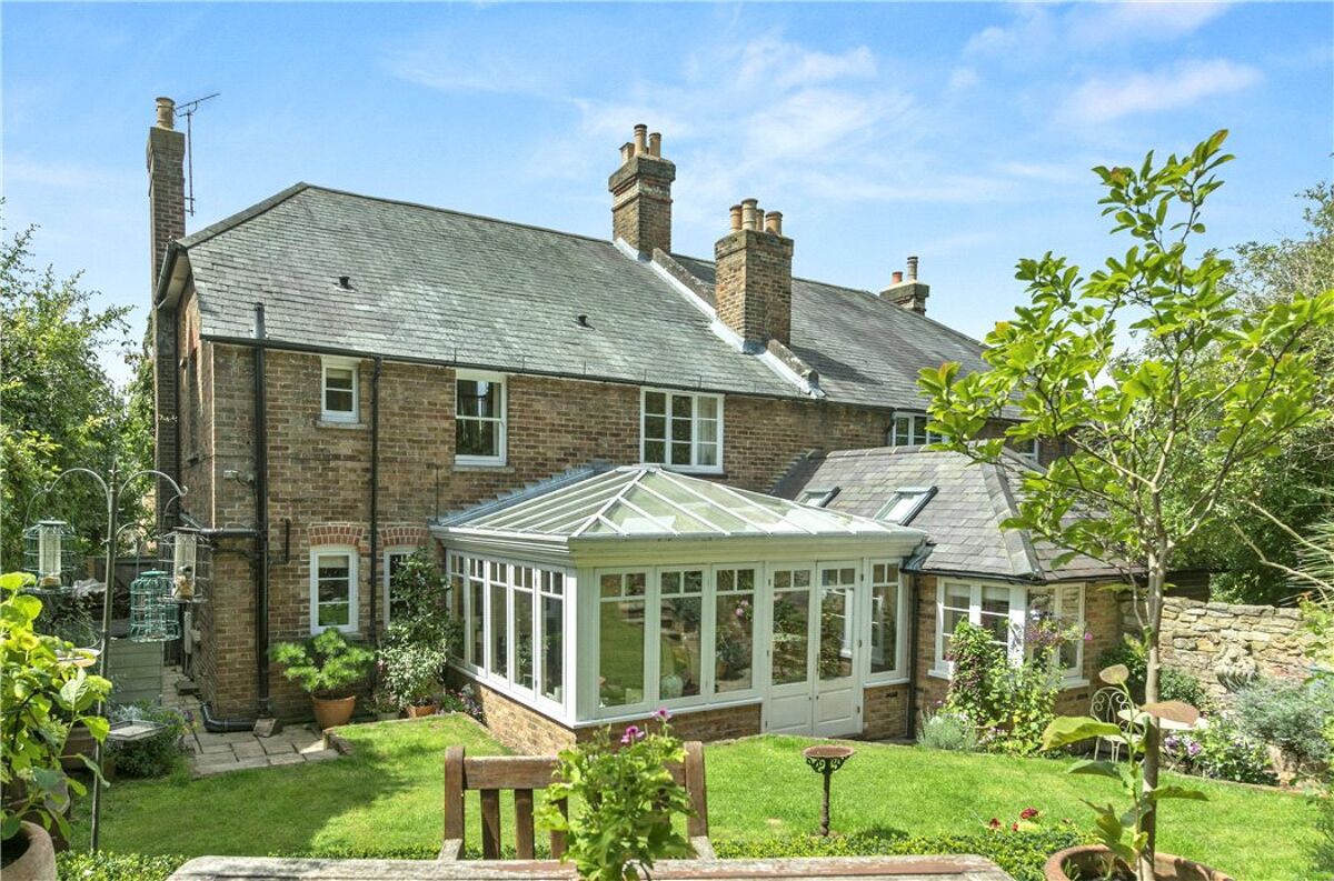 house for sale in Churchill Road, Guildford, Surrey, GU1 GLD170205